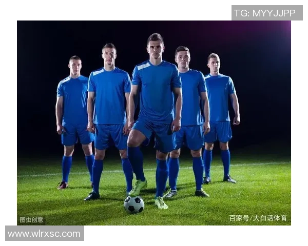 改年龄的足球明星背后的秘密与真相揭示了体育界的潜规则与争议