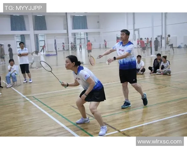 武汉羽毛球队选拔赛点评团队协作表现分析与未来发展展望