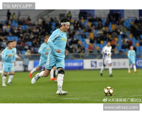 足球明星魅力尽显美式渐变风格图片展现运动之美与激情