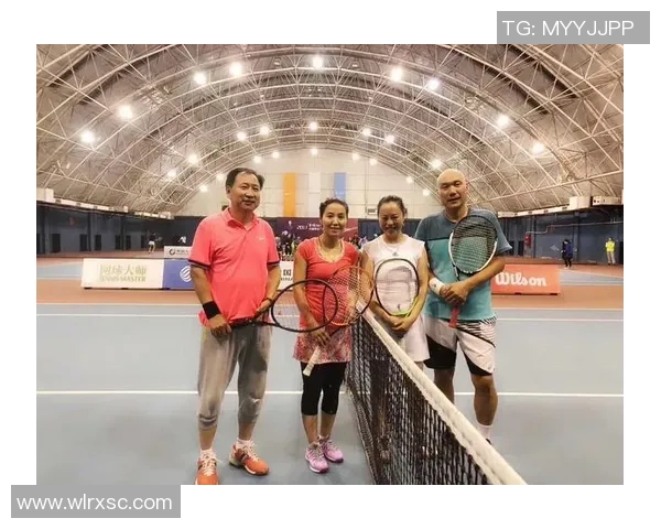 重庆网球队与广州网球队赛后分析个人能力对比及战术表现探讨